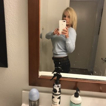 LovingMILF from Victoria,Australia